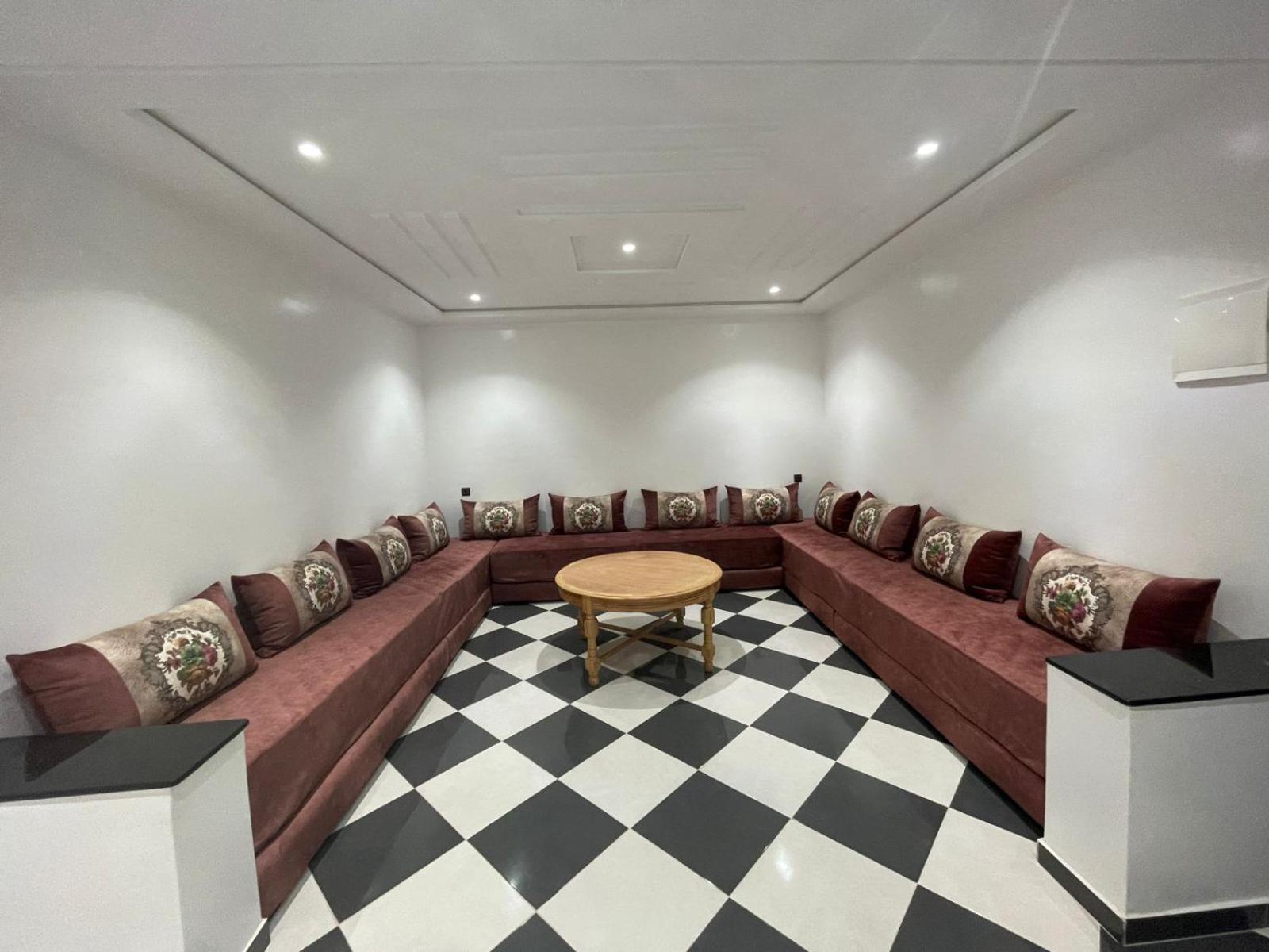 Dina Apartments فنيدك المظهر الخارجي الصورة