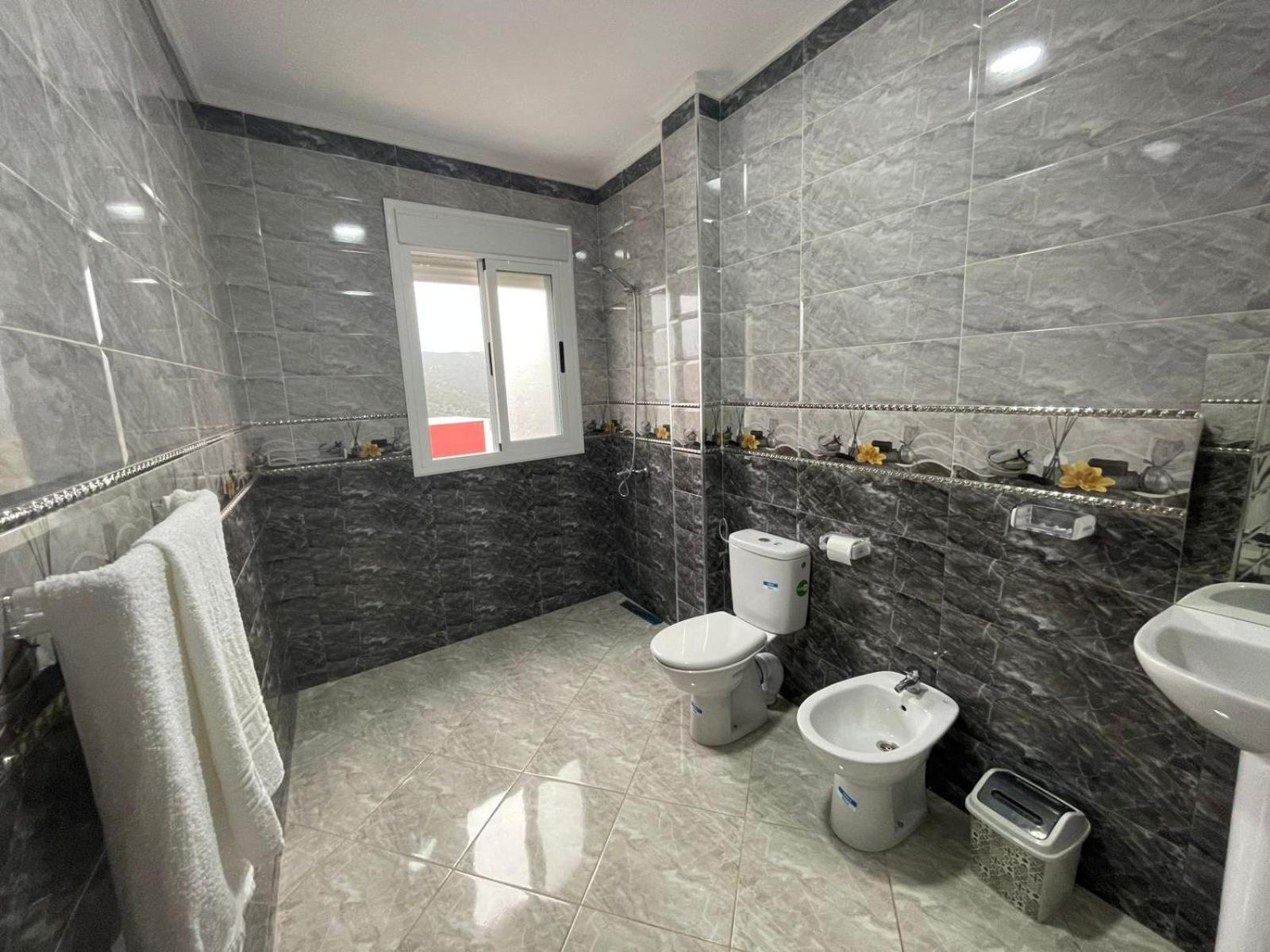 Dina Apartments فنيدك المظهر الخارجي الصورة
