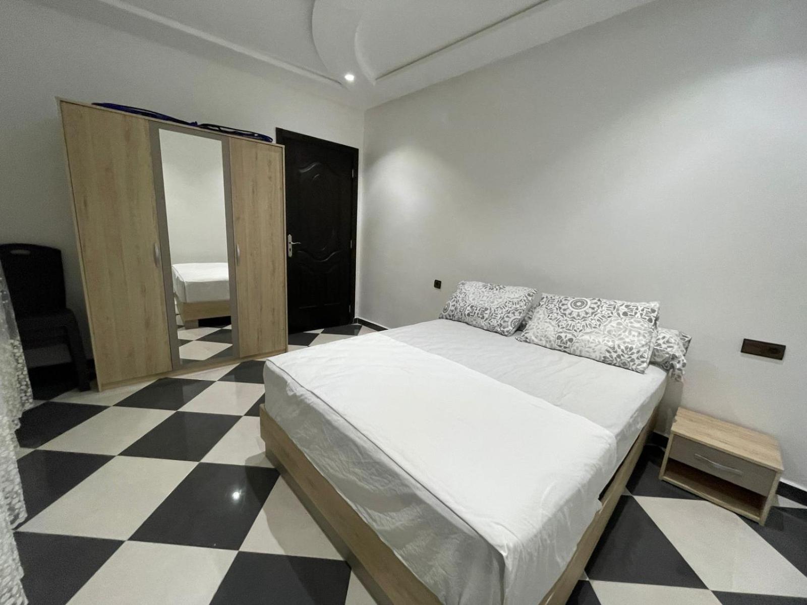 Dina Apartments فنيدك المظهر الخارجي الصورة